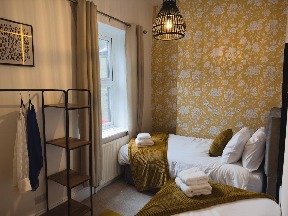 Station House Apartment